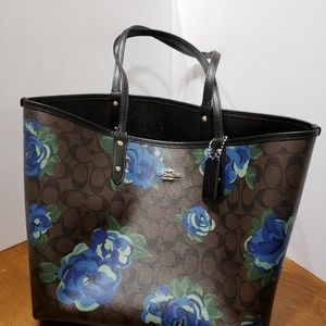 Coach handbag